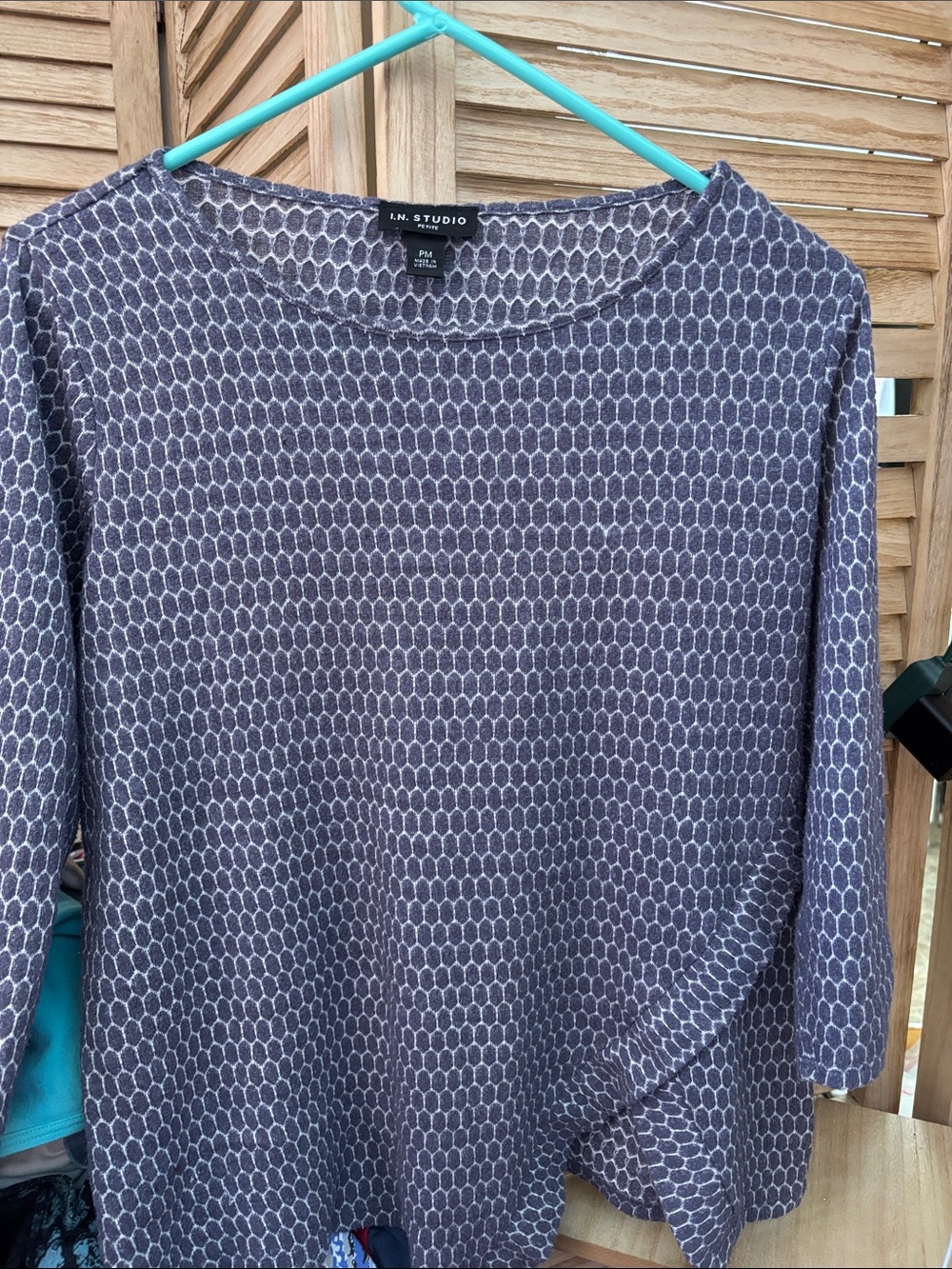 I.N. Studio Charcoal Gray Geometric Long-Sleeve Top Petite Medium